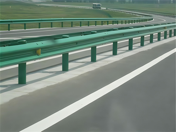 晋中高速护栏板守护安全广泛应用于多个行业